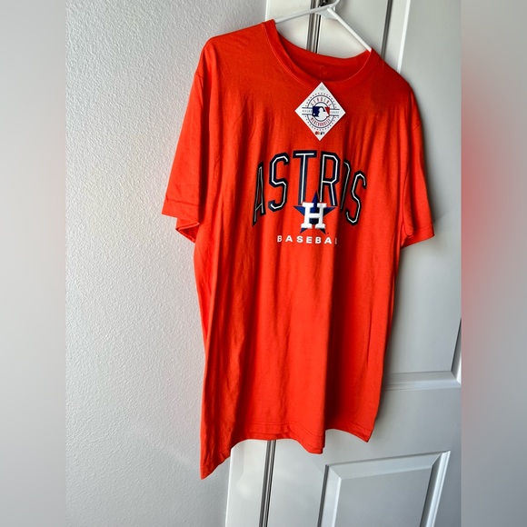 {Under Armour} Astros Tee - Picture 3 of 5